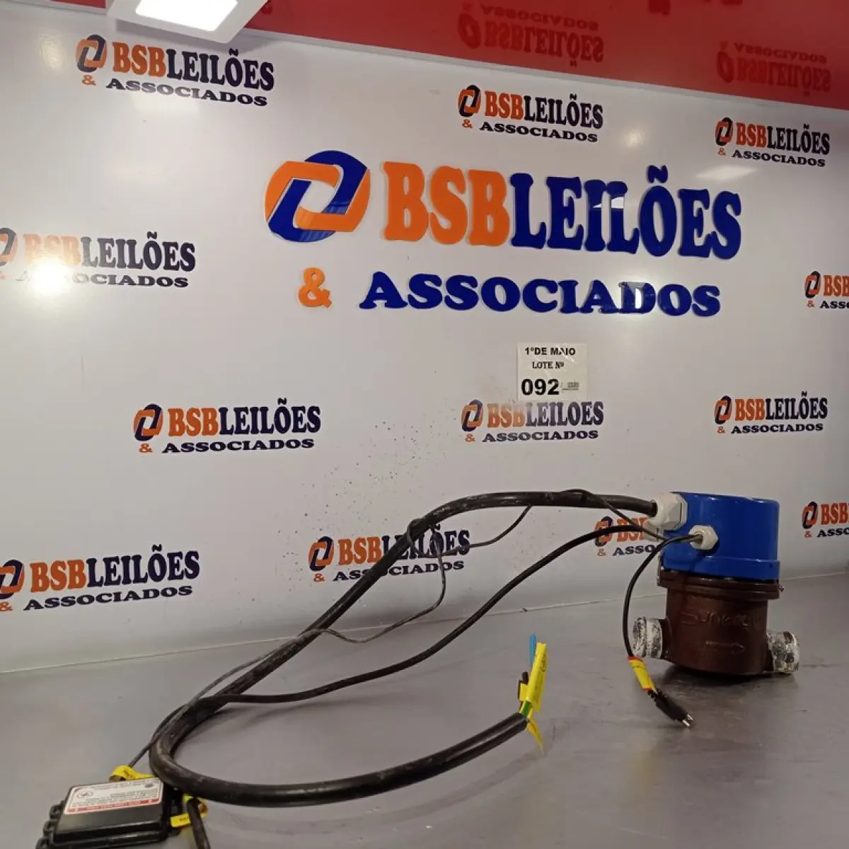 LOTE 092