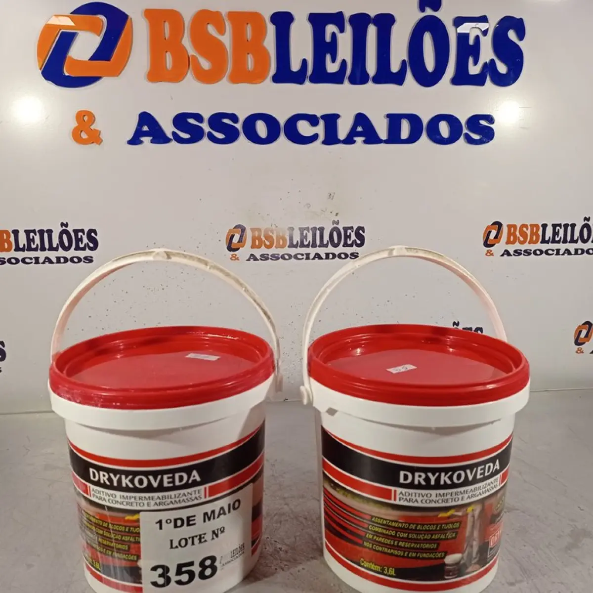 LOTE 358