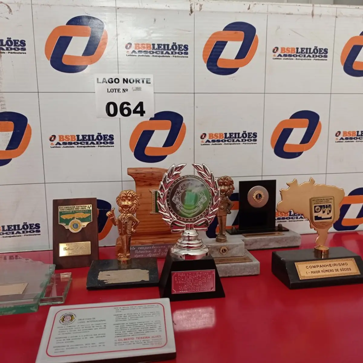 LOTE 064