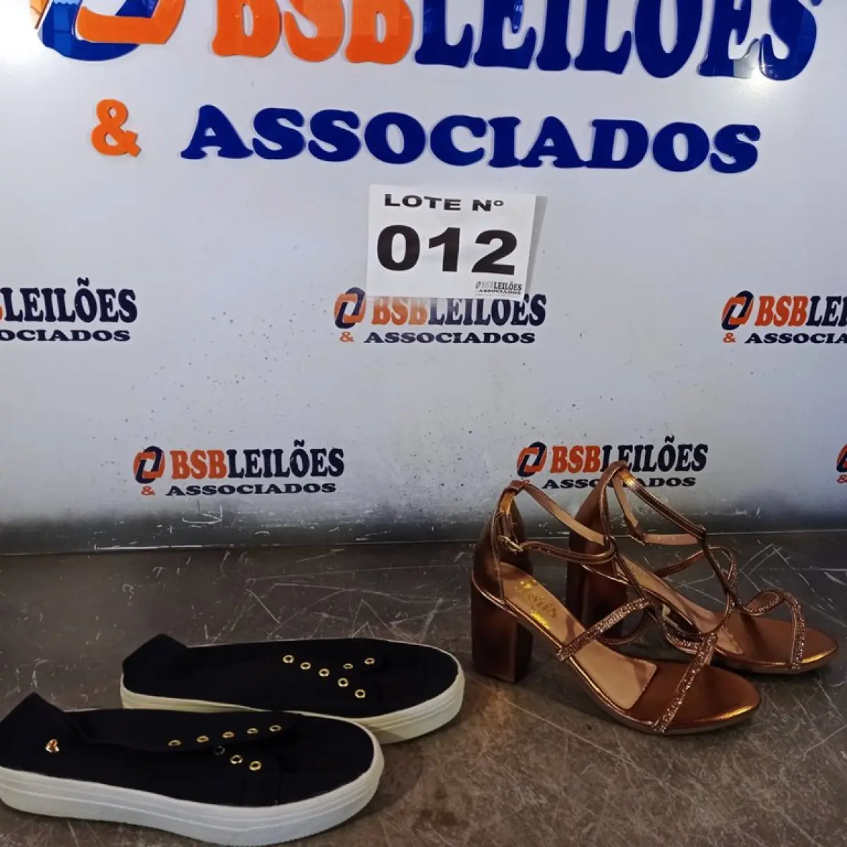 LOTE 012