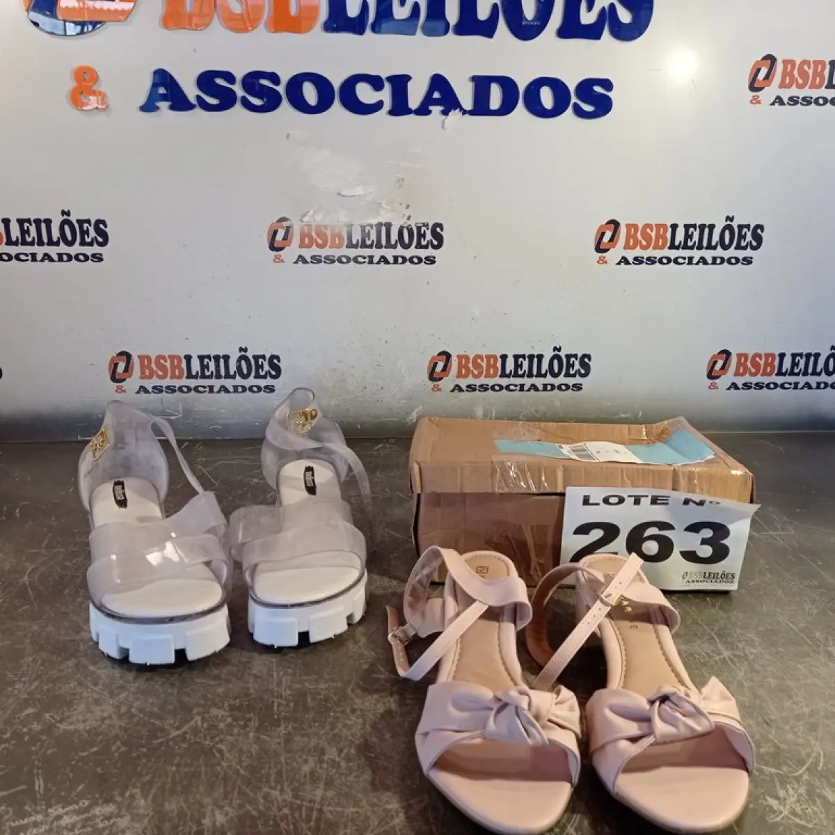 LOTE 263