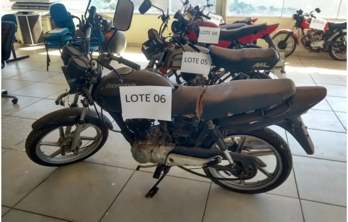 LOTE 708