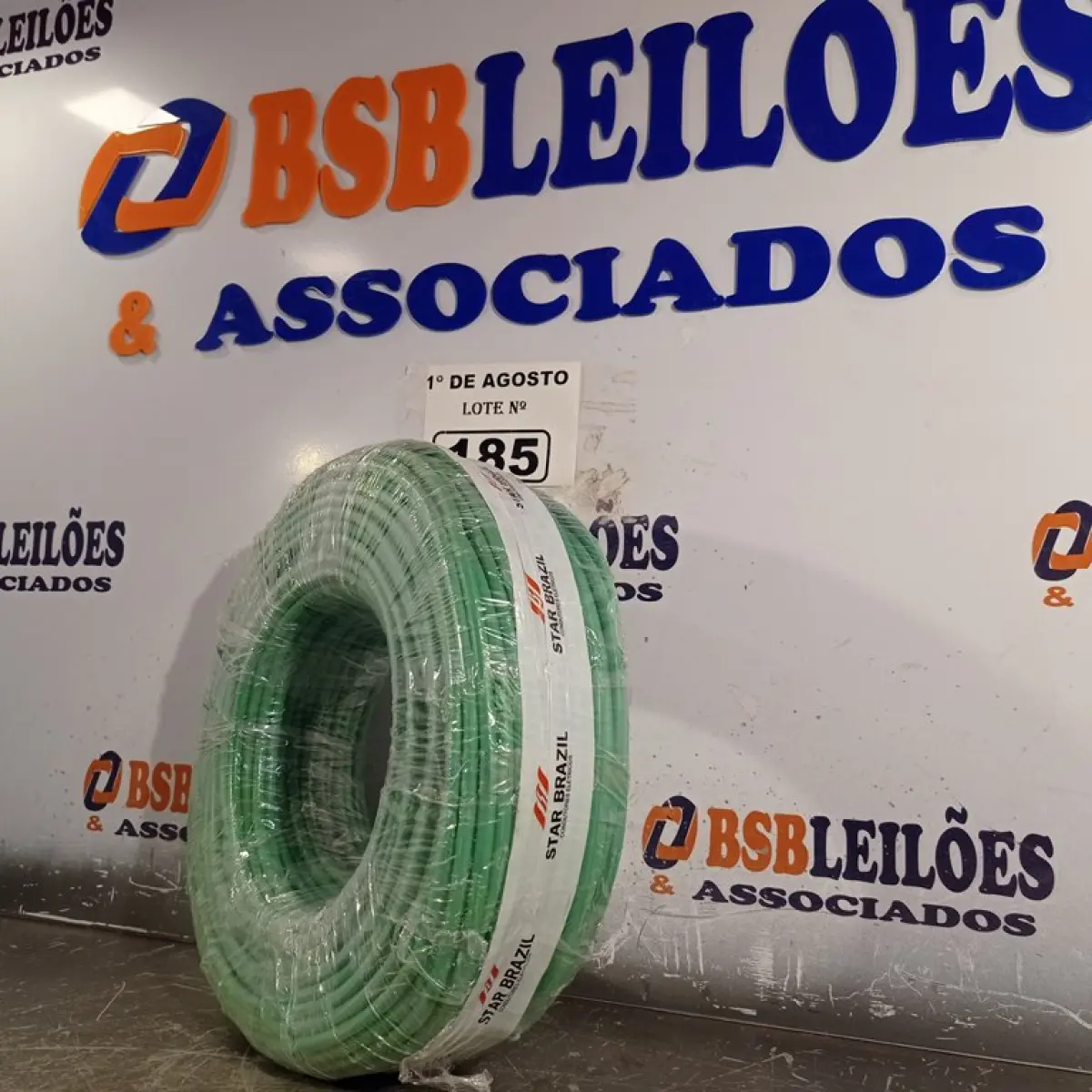 LOTE 185