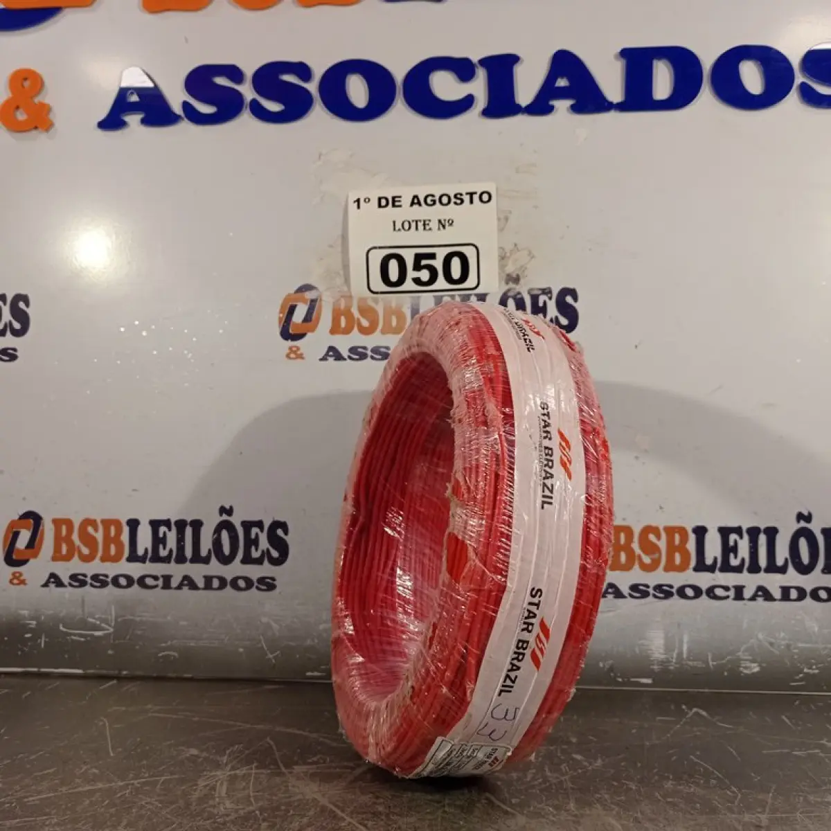LOTE 050