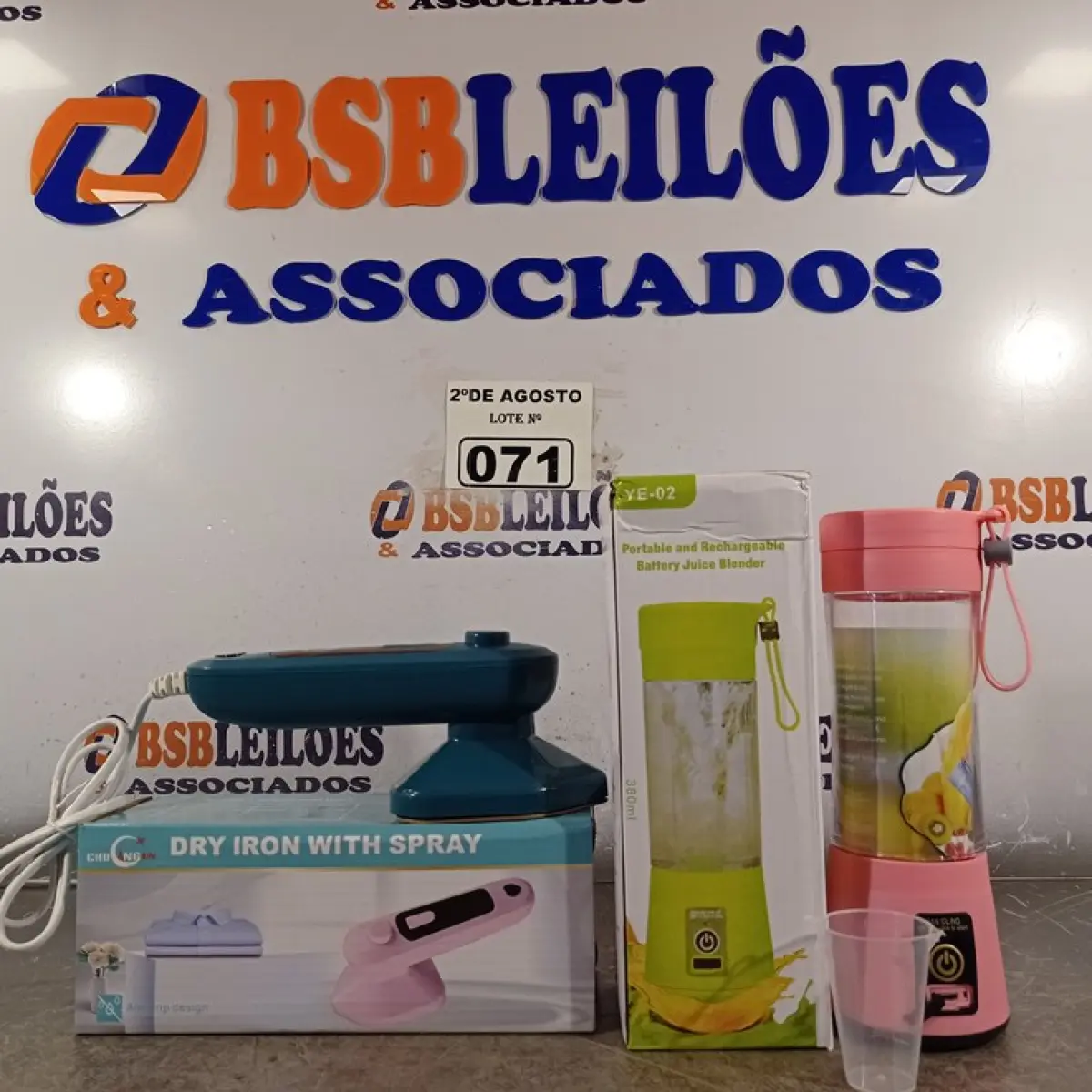 LOTE 071