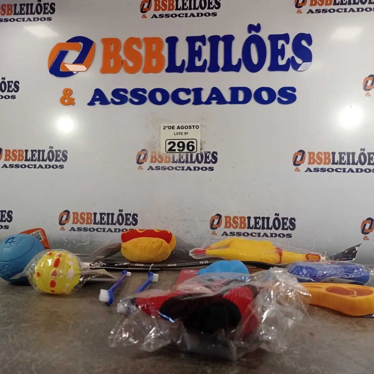LOTE 296