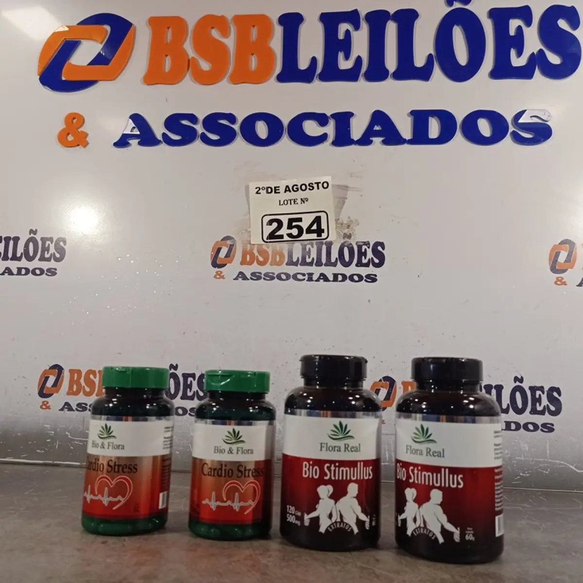 LOTE 254