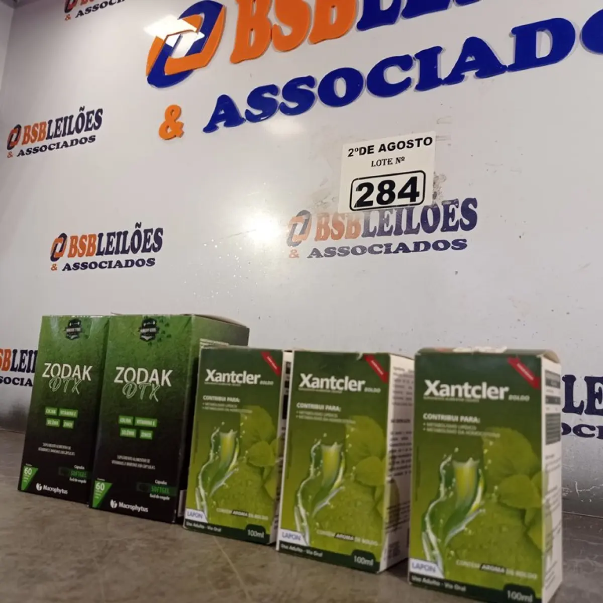 LOTE 284