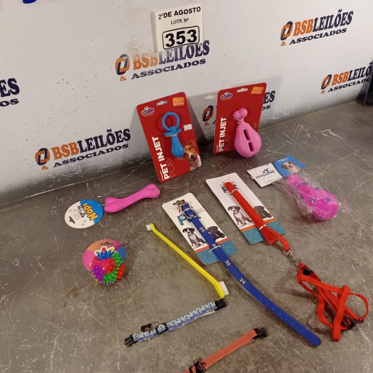 LOTE 353