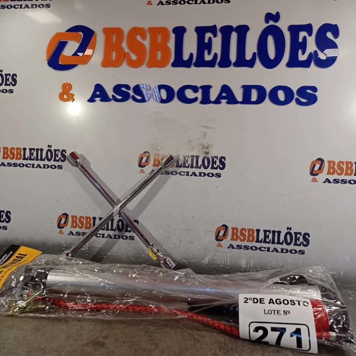 LOTE 271