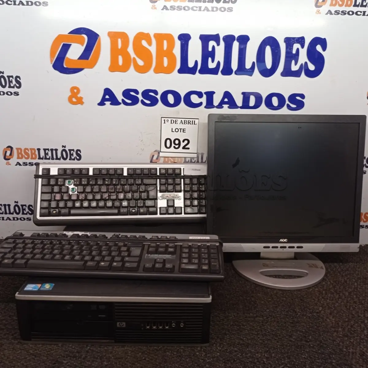 LOTE 092 - 01 CPU HP E 01 MONITOR COM TECLADO. (NO ESTADO) ATENÇÃO! FAZER A VISITAÇÃO ANTES DE ARREMATAR, NÃO SABEMOS SE FUNCIONA. LEILÃO NÃO TEM GARANTIA E NEM DEVOLUÇÃO, SUJEITO A POSSÍVEIS AVARIAS VISÍVEIS/OCULTAS E/OU AUSÊNCIA DE COMPONENTES.