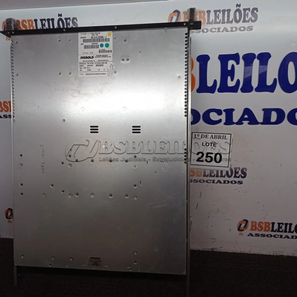 LOTE 250