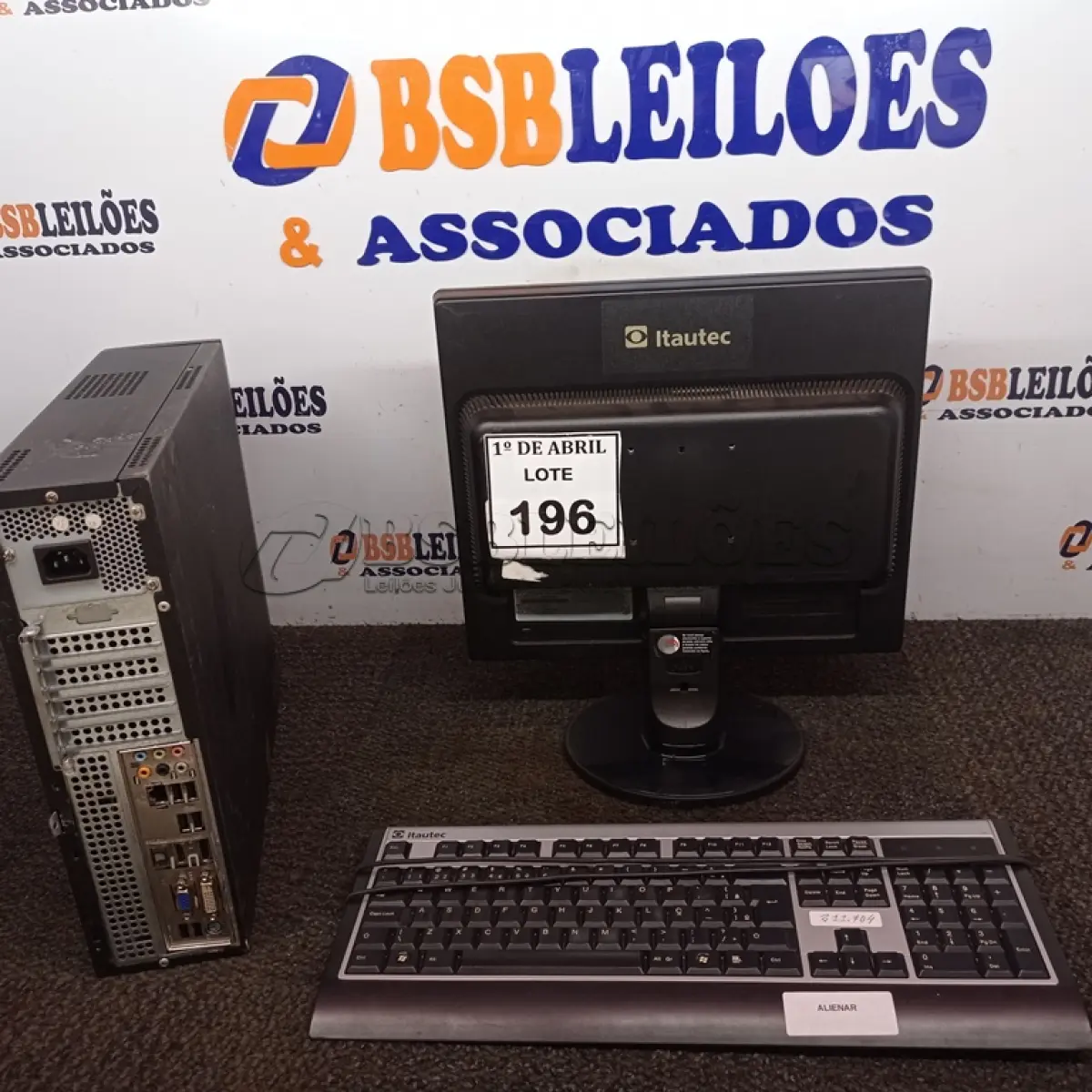 LOTE 196