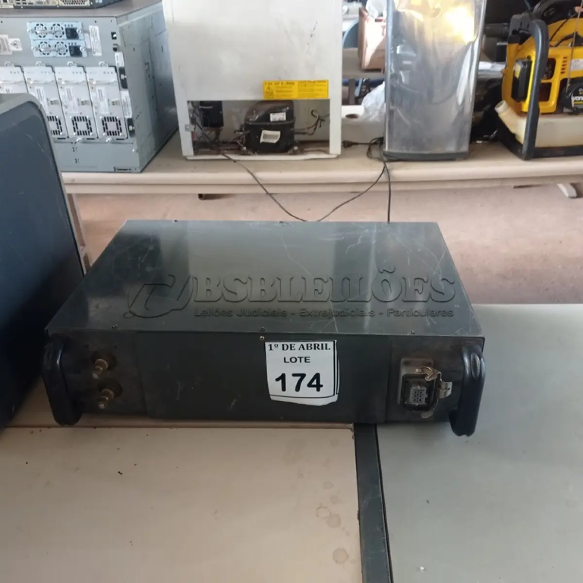 LOTE 174