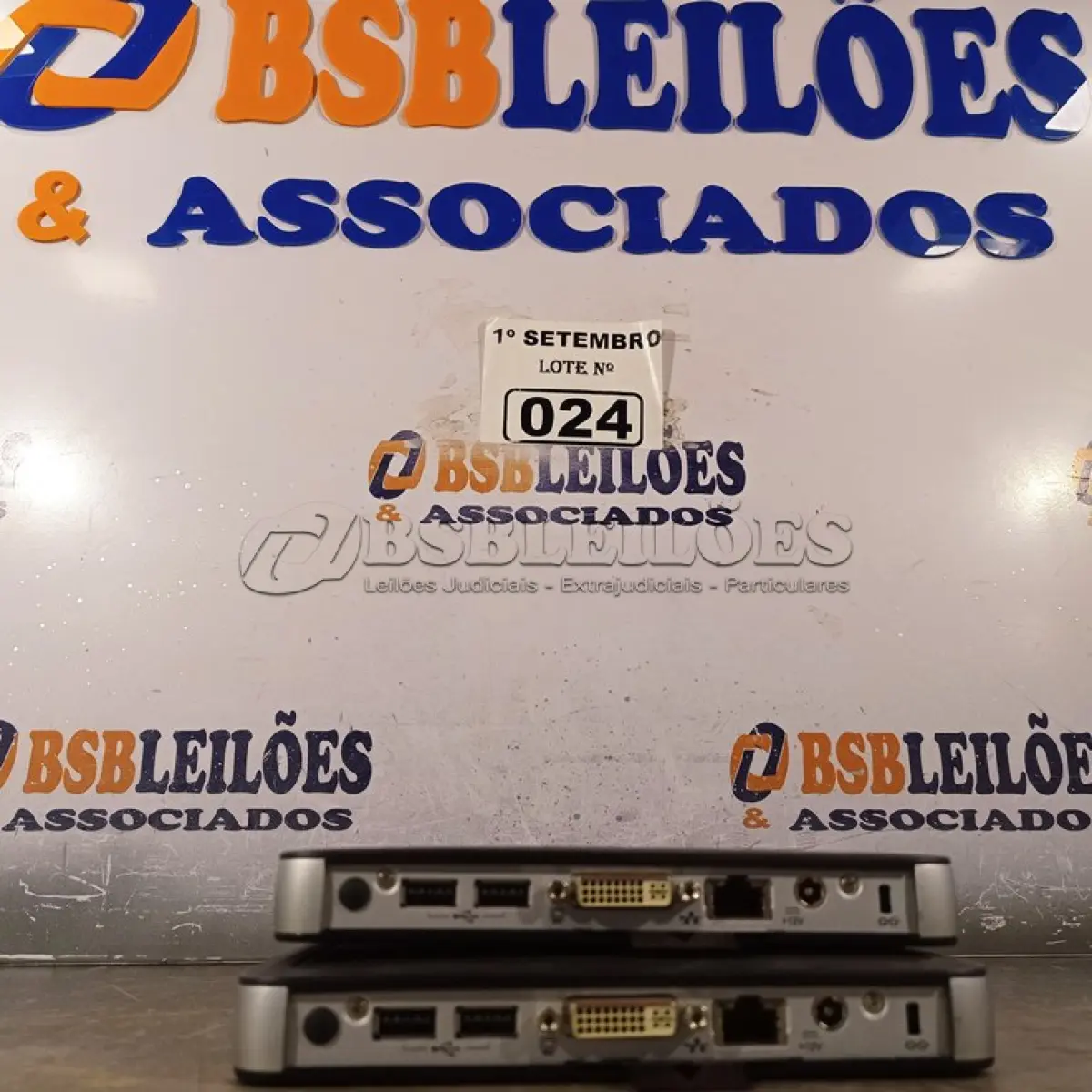 LOTE 024 - 02 TERMINAIS WYSE. (NO ESTADO) ATENÇÃO! FAZER A VISITAÇÃO ANTES DE ARREMATAR, NÃO SABEMOS SE FUNCIONA. LEILÃO NÃO TEM GARANTIA E NEM DEVOLUÇÃO, SUJEITO A POSSÍVEIS AVARIAS VISÍVEIS/OCULTAS E/OU AUSÊNCIA DE COMPONENTES.