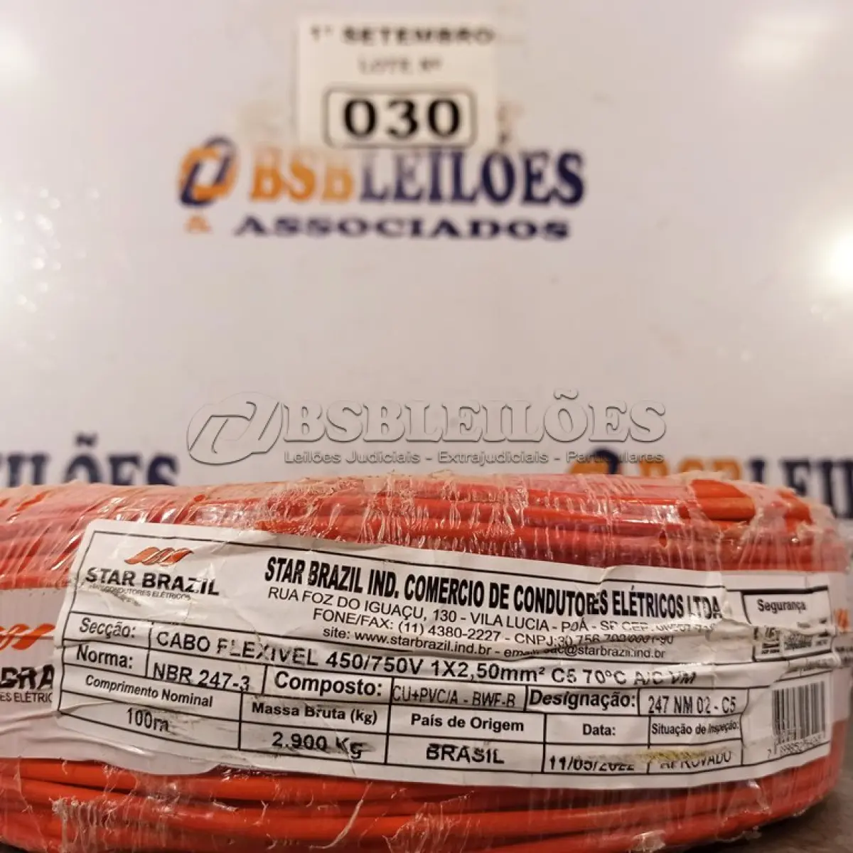 LOTE 030 - 01 ROLO DE CABO FLEXÍVEL 100M 2,5MM NA COR VERMELHA. (NO ESTADO) ATENÇÃO! FAZER A VISITAÇÃO ANTES DE ARREMATAR, NÃO SABEMOS SE FUNCIONA. LEILÃO NÃO TEM GARANTIA E NEM DEVOLUÇÃO, SUJEITO A POSSÍVEIS AVARIAS VISÍVEIS/OCULTAS E/OU AUSÊNCIA DE COMPONENTES.