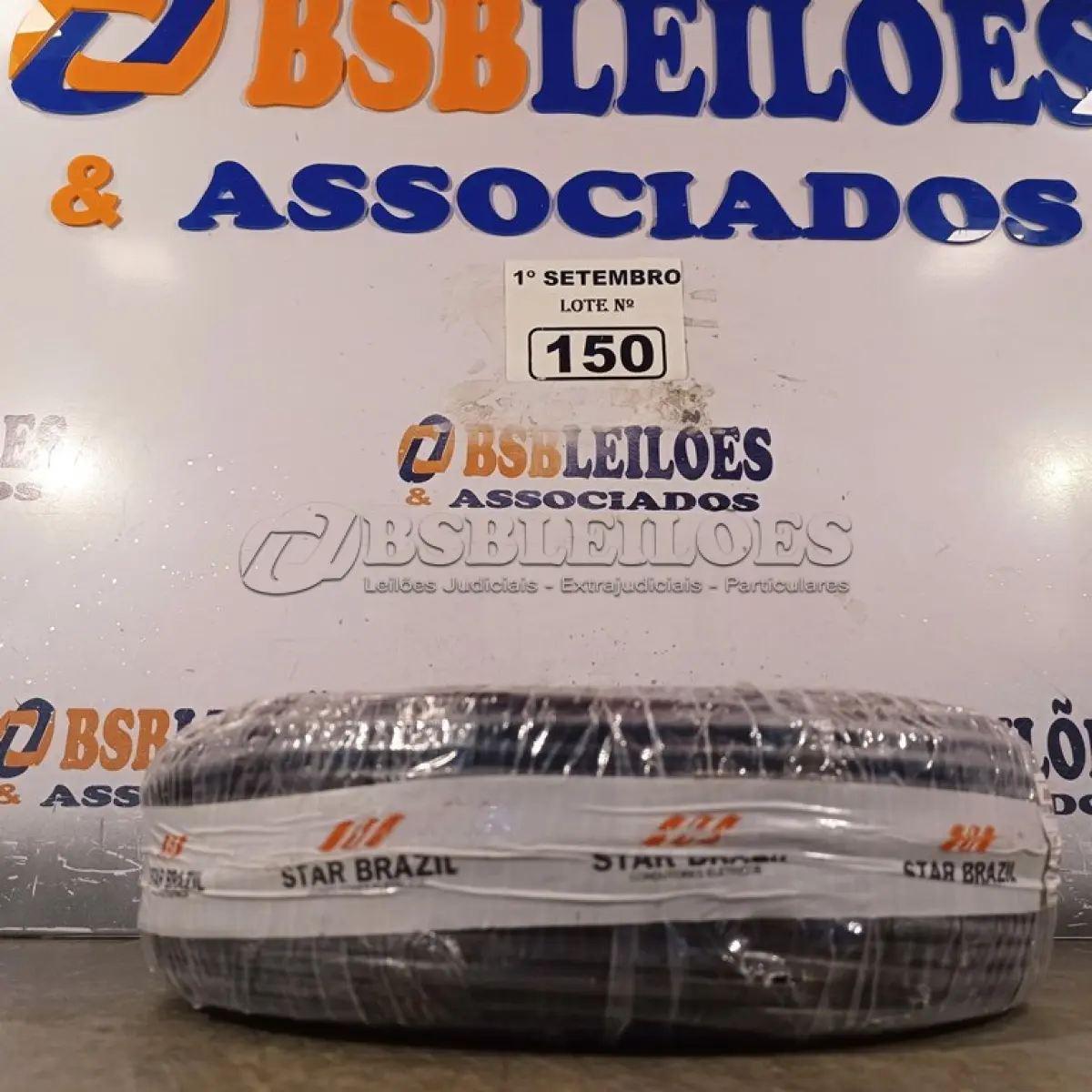 LOTE 150 - 01 ROLO DE CABO FLEXÍVEL 100M 10MM NA COR PRETA. (NO ESTADO) ATENÇÃO! FAZER A VISITAÇÃO ANTES DE ARREMATAR, NÃO SABEMOS SE FUNCIONA. LEILÃO NÃO TEM GARANTIA E NEM DEVOLUÇÃO, SUJEITO A POSSÍVEIS AVARIAS VISÍVEIS/OCULTAS E/OU AUSÊNCIA DE COMPONENTES.