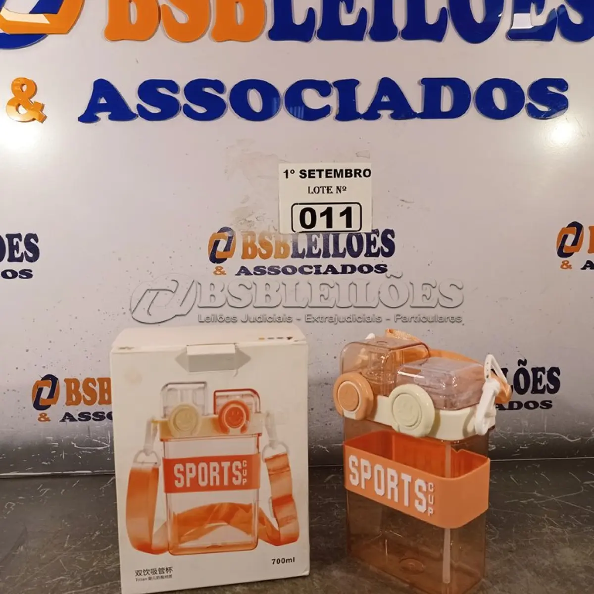 LOTE 011 - 01 GARRAFA DE CRIANÇA. (NO ESTADO) ATENÇÃO! FAZER A VISITAÇÃO ANTES DE ARREMATAR, NÃO SABEMOS SE FUNCIONA. LEILÃO NÃO TEM GARANTIA E NEM DEVOLUÇÃO, SUJEITO A POSSÍVEIS AVARIAS VISÍVEIS/OCULTAS E/OU AUSÊNCIA DE COMPONENTES.