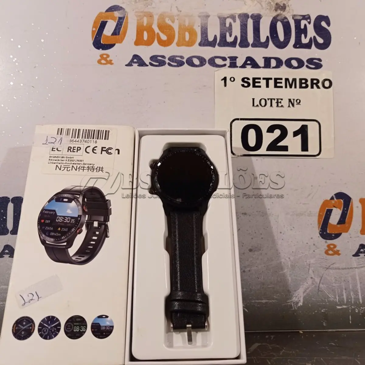 LOTE 021 - 01 RELÓGIO SMART WATCH. (NO ESTADO) ATENÇÃO! FAZER A VISITAÇÃO ANTES DE ARREMATAR, NÃO SABEMOS SE FUNCIONA. LEILÃO NÃO TEM GARANTIA E NEM DEVOLUÇÃO, SUJEITO A POSSÍVEIS AVARIAS VISÍVEIS/OCULTAS E/OU AUSÊNCIA DE COMPONENTES.