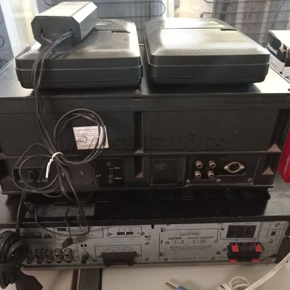 LOTE 493 - 01 RECEIVER, 01 TAPE DECK E 02 GRAVADORES. (NO ESTADO) ATENÇÃO! FAZER A VISITAÇÃO ANTES DE ARREMATAR, NÃO SABEMOS SE FUNCIONA. LEILÃO NÃO TEM GARANTIA E NEM DEVOLUÇÃO, SUJEITO A POSSÍVEIS AVARIAS VISÍVEIS/OCULTAS E/OU AUSÊNCIA DE COMPONENTES.