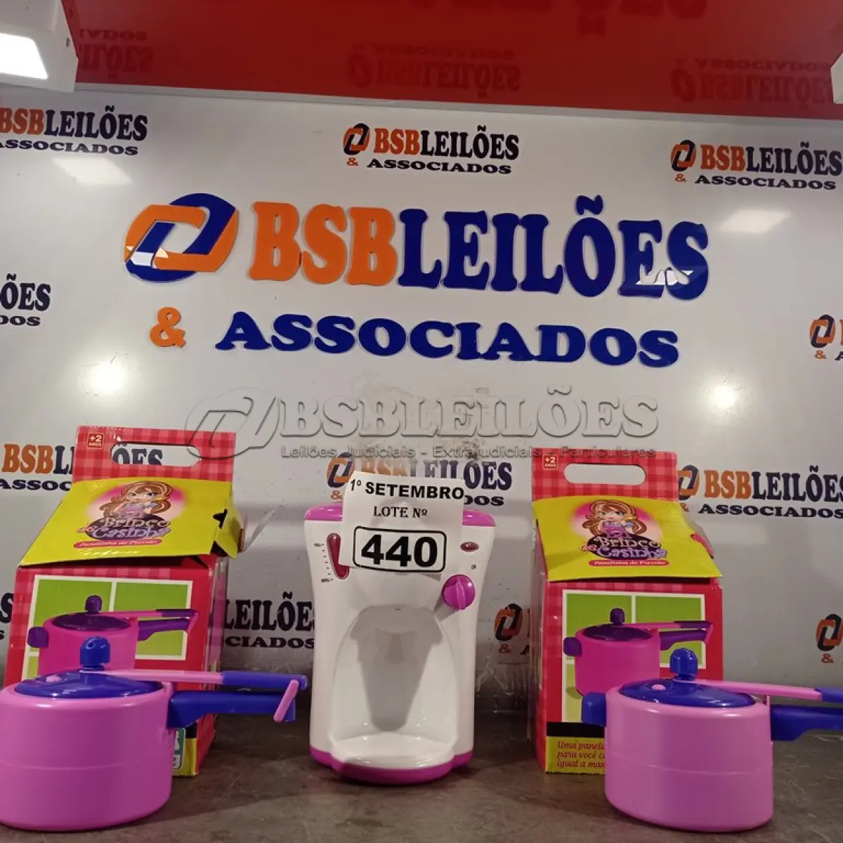 LOTE 440