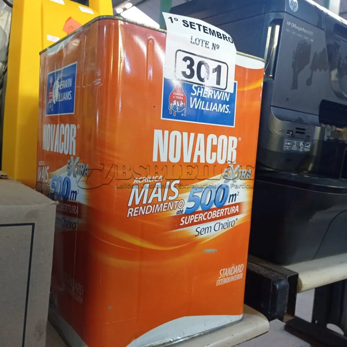LOTE 301 - 01 LATA DE TINTA SHERWIN WILLIAMS NOVACOR SEM CHEIRO SEMIBRILHO INTERIORES/EXTERIORES 18L NA COR MARFIM. (NO ESTADO) ATENÇÃO! FAZER A VISITAÇÃO ANTES DE ARREMATAR, NÃO SABEMOS SE FUNCIONA. LEILÃO NÃO TEM GARANTIA E NEM DEVOLUÇÃO, SUJEITO A POSSÍVEIS AVARIAS VISÍVEIS/OCULTAS E/OU AUSÊNCIA DE COMPONENTES.