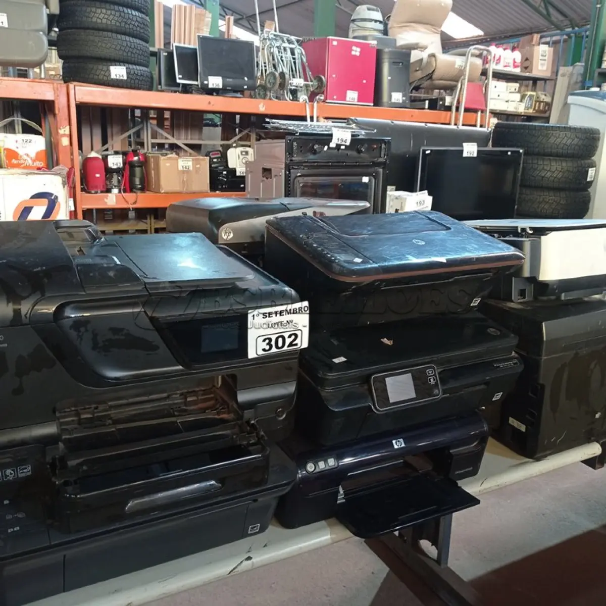 LOTE 302 - 10 IMPRESSORAS MARCAS E MODELOS DIVERSOS PARA RETIRADA DE PEÇAS. (NO ESTADO) ATENÇÃO! FAZER A VISITAÇÃO ANTES DE ARREMATAR, NÃO SABEMOS SE FUNCIONA. LEILÃO NÃO TEM GARANTIA E NEM DEVOLUÇÃO, SUJEITO A POSSÍVEIS AVARIAS VISÍVEIS/OCULTAS E/OU AUSÊNCIA DE COMPONENTES.
