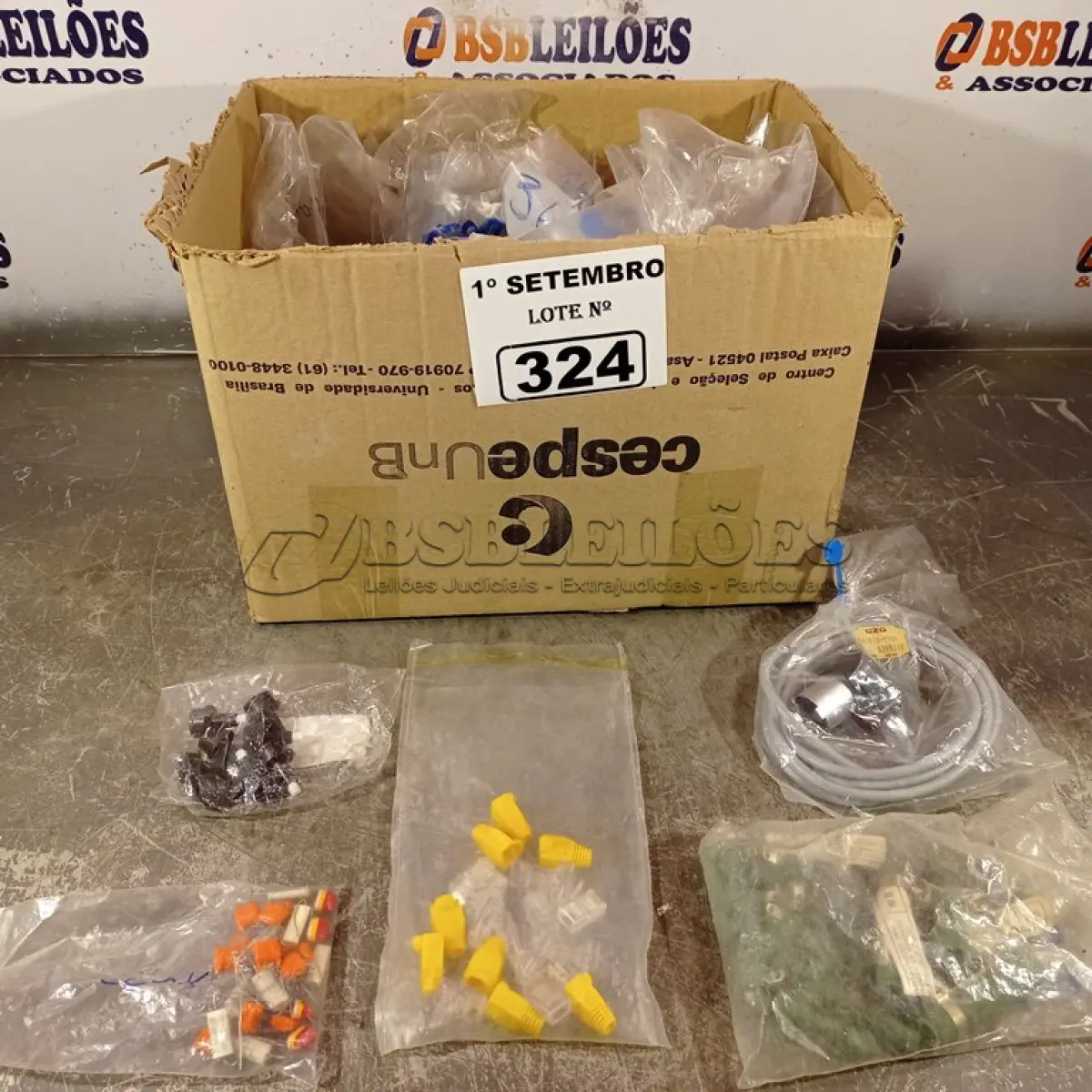 LOTE 324