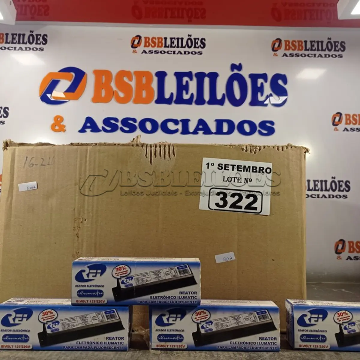 LOTE 322 - 01 LOTE COM VÁRIOS REATORES ELETRÔNICOS PARA LÂMPADAS FLUORESCENTE 2X16W. (NO ESTADO) ATENÇÃO! FAZER A VISITAÇÃO ANTES DE ARREMATAR, NÃO SABEMOS SE FUNCIONA. LEILÃO NÃO TEM GARANTIA E NEM DEVOLUÇÃO, SUJEITO A POSSÍVEIS AVARIAS VISÍVEIS/OCULTAS E/OU AUSÊNCIA DE COMPONENTES.