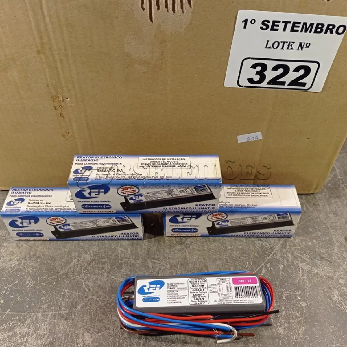 LOTE 322 - 01 LOTE COM VÁRIOS REATORES ELETRÔNICOS PARA LÂMPADAS FLUORESCENTE 2X16W. (NO ESTADO) ATENÇÃO! FAZER A VISITAÇÃO ANTES DE ARREMATAR, NÃO SABEMOS SE FUNCIONA. LEILÃO NÃO TEM GARANTIA E NEM DEVOLUÇÃO, SUJEITO A POSSÍVEIS AVARIAS VISÍVEIS/OCULTAS E/OU AUSÊNCIA DE COMPONENTES.