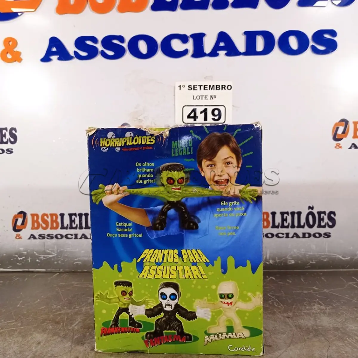 LOTE 419 - 01 BONECO HORRIPILOIDE. (NO ESTADO) ATENÇÃO! FAZER A VISITAÇÃO ANTES DE ARREMATAR, NÃO SABEMOS SE FUNCIONA. LEILÃO NÃO TEM GARANTIA E NEM DEVOLUÇÃO, SUJEITO A POSSÍVEIS AVARIAS VISÍVEIS/OCULTAS E/OU AUSÊNCIA DE COMPONENTES.