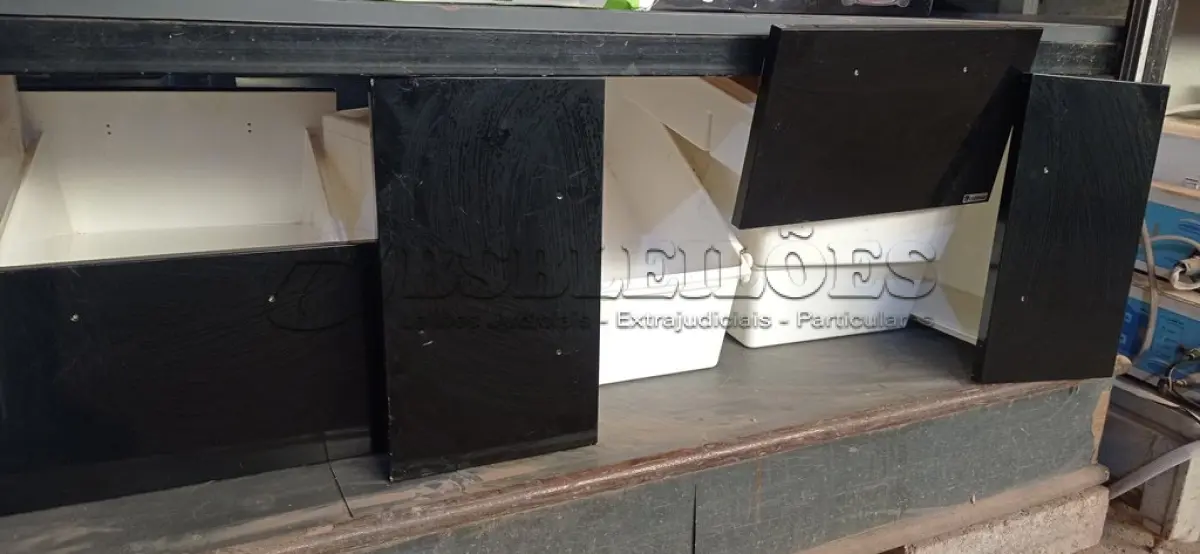 LOTE 618 - 01 LOTE COM VÁRIAS GAVETAS MARCAS E MODELOS DIVERSOS. (NO ESTADO) ATENÇÃO! FAZER A VISITAÇÃO ANTES DE ARREMATAR, NÃO SABEMOS SE FUNCIONA. LEILÃO NÃO TEM GARANTIA E NEM DEVOLUÇÃO, SUJEITO A POSSÍVEIS AVARIAS VISÍVEIS/OCULTAS E/OU AUSÊNCIA DE COMPONENTES.