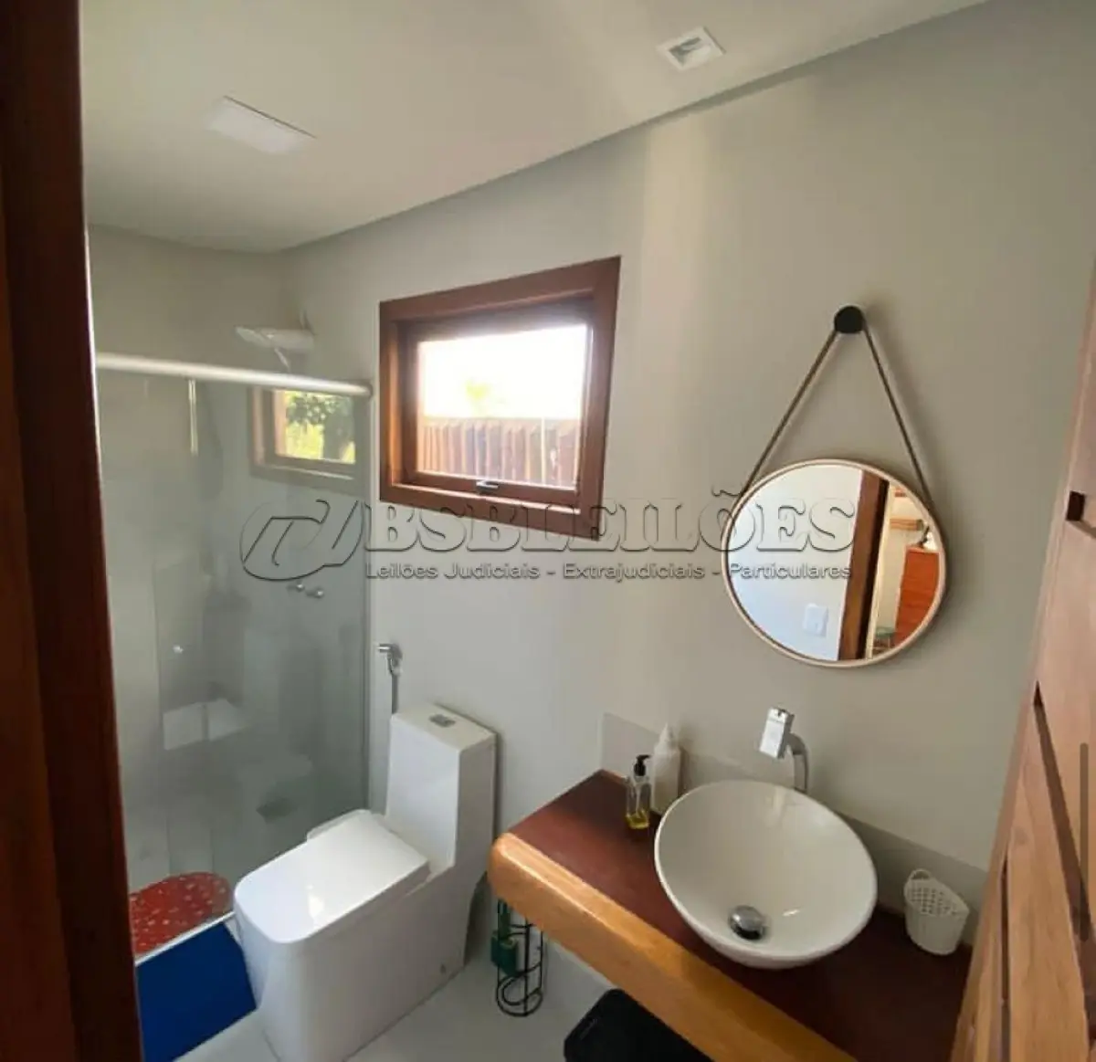 LOTE 001 - 01 LINDA CASA EM SÃO JORGE (MUNICÍPIO ALTO PARAÍSO), NO CORAÇÃO DA CHAPADA DOS VEADEIROS.    CASA DE 130M2, LOTE DA CASA 450M² APROXIMADA. (NO ESTADO)  (DOCUMENTAÇÃO CESSÃO DE DIREITO)