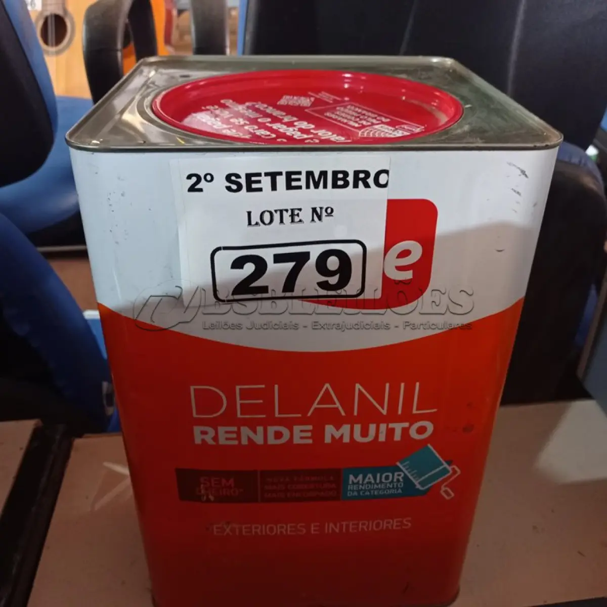 LOTE 279 - 01 LATA DE TINTA IQUINE DELANIL RENDE MUITO ACRÍLICO STANDARD INTERIORES/EXTERIORES NA COR ARARA AZUL 18L. (NO ESTADO) ATENÇÃO! FAZER A VISITAÇÃO ANTES DE ARREMATAR, NÃO SABEMOS SE FUNCIONA. LEILÃO NÃO TEM GARANTIA E NEM DEVOLUÇÃO, SUJEITO A POSSÍVEIS AVARIAS VISÍVEIS/OCULTAS E/OU AUSÊNCIA DE COMPONENTES.