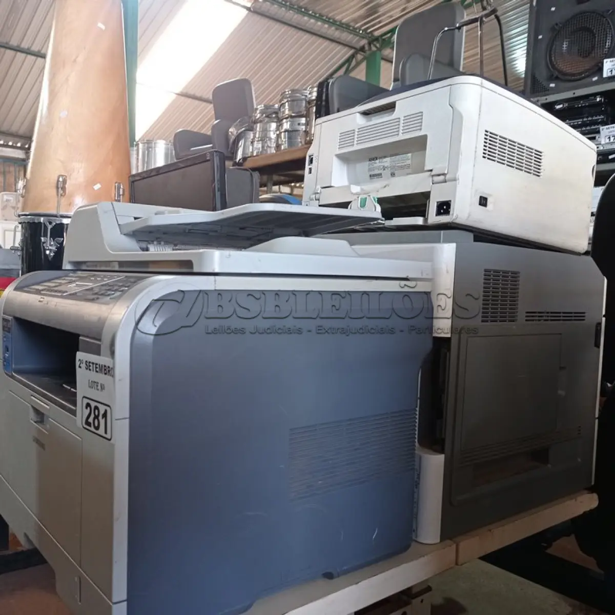 LOTE 281 - 03 IMPRESSORAS SENDO 01 MULTIFUNCIONAL SAMSUNG MODELO SCX-5530FN. (NO ESTADO) ATENÇÃO! FAZER A VISITAÇÃO ANTES DE ARREMATAR, NÃO SABEMOS SE FUNCIONA. LEILÃO NÃO TEM GARANTIA E NEM DEVOLUÇÃO, SUJEITO A POSSÍVEIS AVARIAS VISÍVEIS/OCULTAS E/OU AUSÊNCIA DE COMPONENTES.