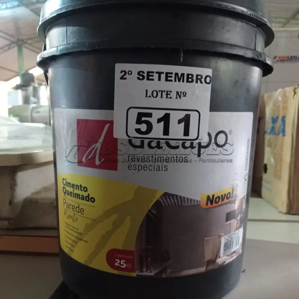 LOTE 511 - 01 BALDE DE CIMENTO QUEIMADO DACAPÓ 25KG. (NO ESTADO) ATENÇÃO! FAZER A VISITAÇÃO ANTES DE ARREMATAR, NÃO SABEMOS SE FUNCIONA. LEILÃO NÃO TEM GARANTIA E NEM DEVOLUÇÃO, SUJEITO A POSSÍVEIS AVARIAS VISÍVEIS/OCULTAS E/OU AUSÊNCIA DE COMPONENTES.