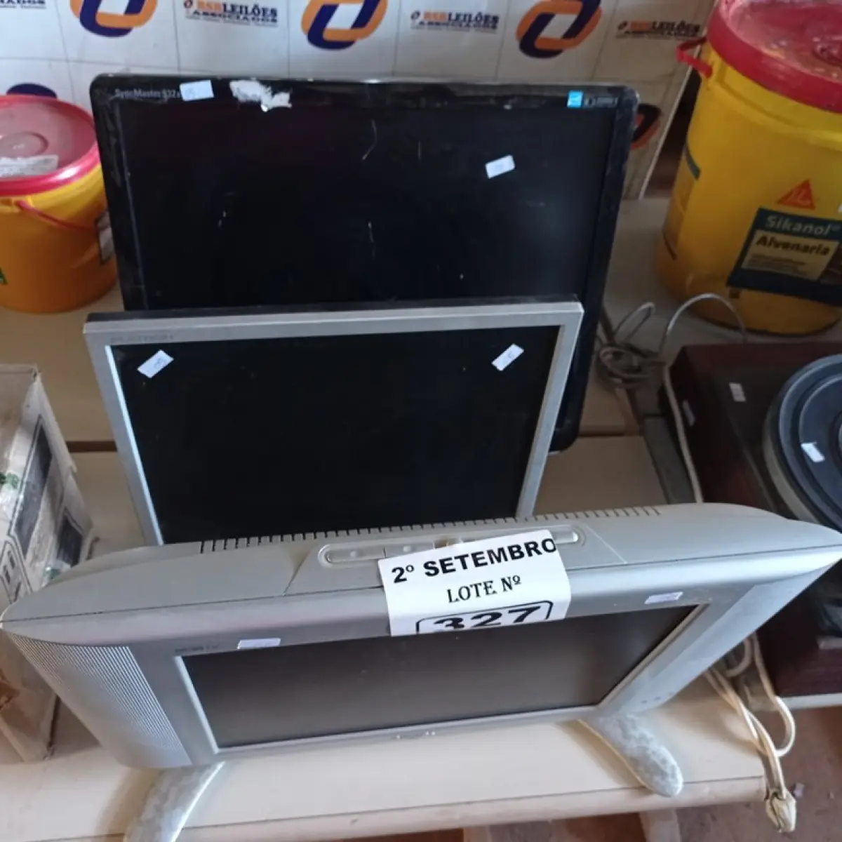 LOTE 327