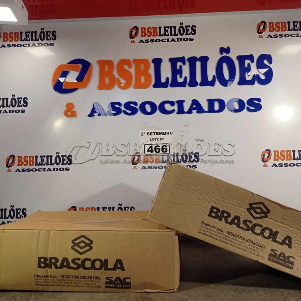 LOTE 466 - 02 CAIXAS COM COLA TUBO ST 175G COM 15 FRASCOS CADA. (NO ESTADO) ATENÇÃO! FAZER A VISITAÇÃO ANTES DE ARREMATAR, NÃO SABEMOS SE FUNCIONA. LEILÃO NÃO TEM GARANTIA E NEM DEVOLUÇÃO, SUJEITO A POSSÍVEIS AVARIAS VISÍVEIS/OCULTAS E/OU AUSÊNCIA DE COMPONENTES.