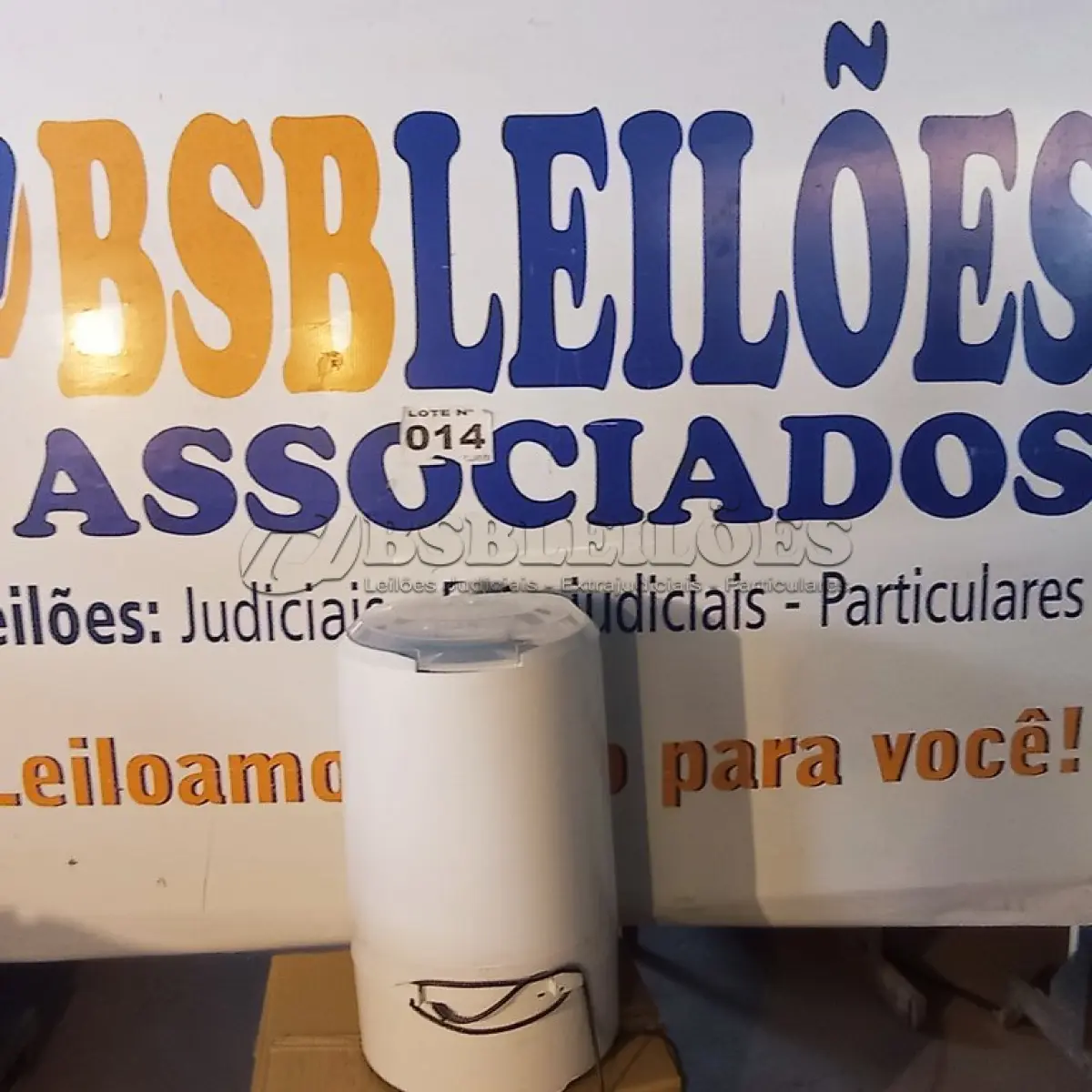 LOTE 014 - 01 - CENTRÍFUGA DE ROUPAS 15 KG SUGGAR 220VOLTS (NO ESTADO, NÃO SABEMOS SE FUNCIONA. LEILÃO NÃO TEM GARANTIA E NEM DEVOLUÇÃO, SUJEITO A POSSÍVEIS AVARIAS VISÍVEIS/OCULTAS E/OU AUSÊNCIA DE COMPONENTES)