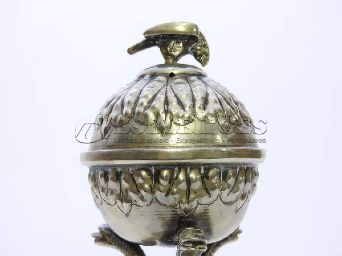 LOTE 015 - CENTRO DE MESA BOLIVIANO EM METAL, 22 CM DE ALTURA (NO ESTADO)