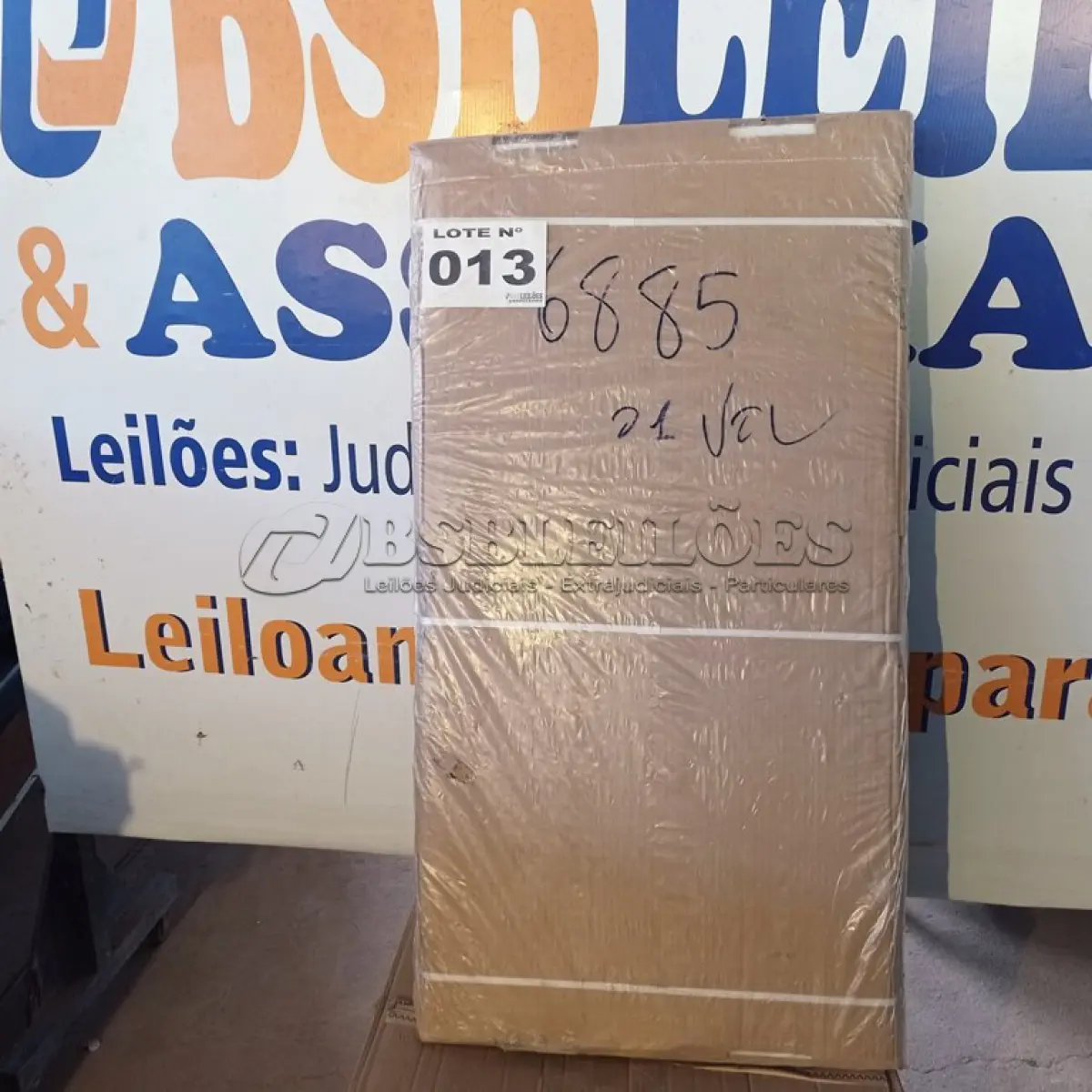 LOTE 013 - 01 - ARMÁRIO AÉREO COZINHAS ITATIAIA LUCE - 3 PORTAS - BRANCO (NO ESTADO, NÃO SABEMOS SE FUNCIONA. LEILÃO NÃO TEM GARANTIA E NEM DEVOLUÇÃO, SUJEITO A POSSÍVEIS AVARIAS VISÍVEIS/OCULTAS E/OU AUSÊNCIA DE COMPONENTES)