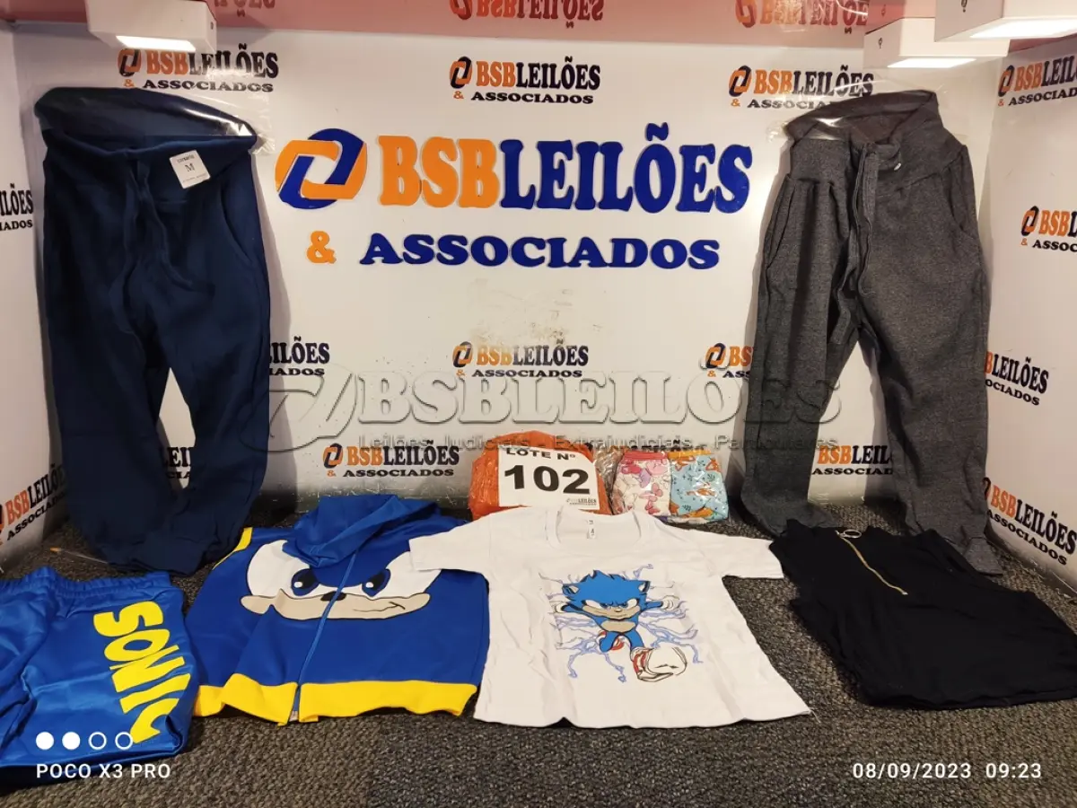 LOTE 102 - 12 – PEÇAS DE ROUPAS INFANTIL DIVERSAS (NO ESTADO, NÃO SABEMOS SE FUNCIONA. LEILÃO NÃO TEM GARANTIA E NEM DEVOLUÇÃO, SUJEITO A POSSÍVEIS AVARIAS VISÍVEIS/OCULTAS E/OU AUSÊNCIA DE COMPONENTES)