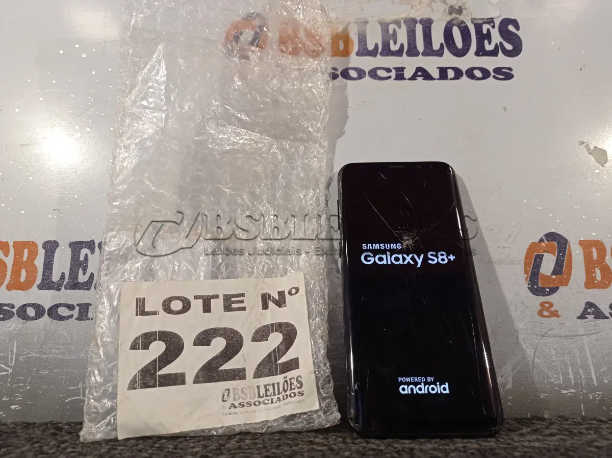 LOTE 222 - 01 - SAMSUNG GALAXY S8 64GB (NO ESTADO, NÃO SABEMOS SE FUNCIONA. LEILÃO NÃO TEM GARANTIA E NEM DEVOLUÇÃO, SUJEITO A POSSÍVEIS AVARIAS VISÍVEIS/OCULTAS E/OU AUSÊNCIA DE COMPONENTES)