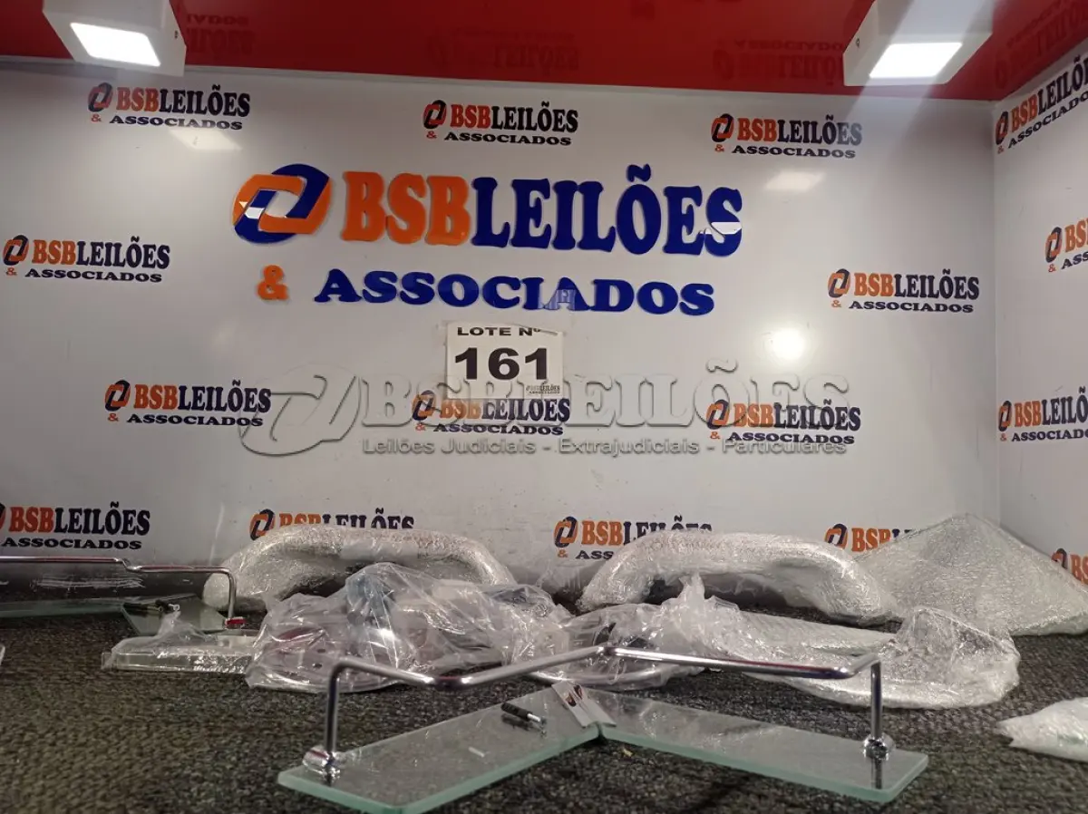 LOTE 161 - 17 – ITENS DE BANHEIRO (NO ESTADO, NÃO SABEMOS SE FUNCIONA. LEILÃO NÃO TEM GARANTIA E NEM DEVOLUÇÃO, SUJEITO A POSSÍVEIS AVARIAS VISÍVEIS/OCULTAS E/OU AUSÊNCIA DE COMPONENTES)