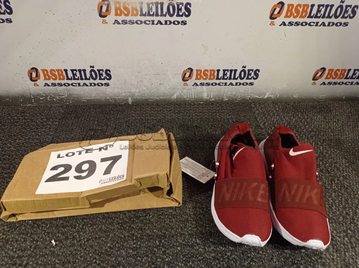 LOTE 297 - 02 – PARES DE CALÇADOS FEMININOS Nº 37 (NO ESTADO, NÃO SABEMOS SE FUNCIONA. LEILÃO NÃO TEM GARANTIA E NEM DEVOLUÇÃO, SUJEITO A POSSÍVEIS AVARIAS VISÍVEIS/OCULTAS E/OU AUSÊNCIA DE COMPONENTES)