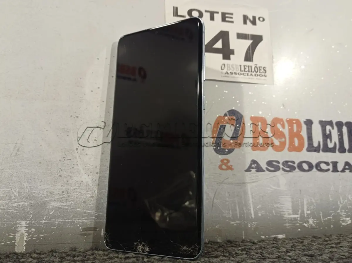 LOTE 347 - 01 – CELULAR SAMSUNG GALAXY S20 PLUS 128GB (NO ESTADO, NÃO SABEMOS SE FUNCIONA. LEILÃO NÃO TEM GARANTIA E NEM DEVOLUÇÃO, SUJEITO A POSSÍVEIS AVARIAS VISÍVEIS/OCULTAS E/OU AUSÊNCIA DE COMPONENTES)
