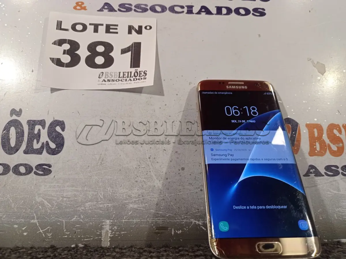 LOTE 381 - 01 – CELULAR SAMSUNG GALAXY S7 EDGE (NO ESTADO, NÃO SABEMOS SE FUNCIONA. LEILÃO NÃO TEM GARANTIA E NEM DEVOLUÇÃO, SUJEITO A POSSÍVEIS AVARIAS VISÍVEIS/OCULTAS E/OU AUSÊNCIA DE COMPONENTES)