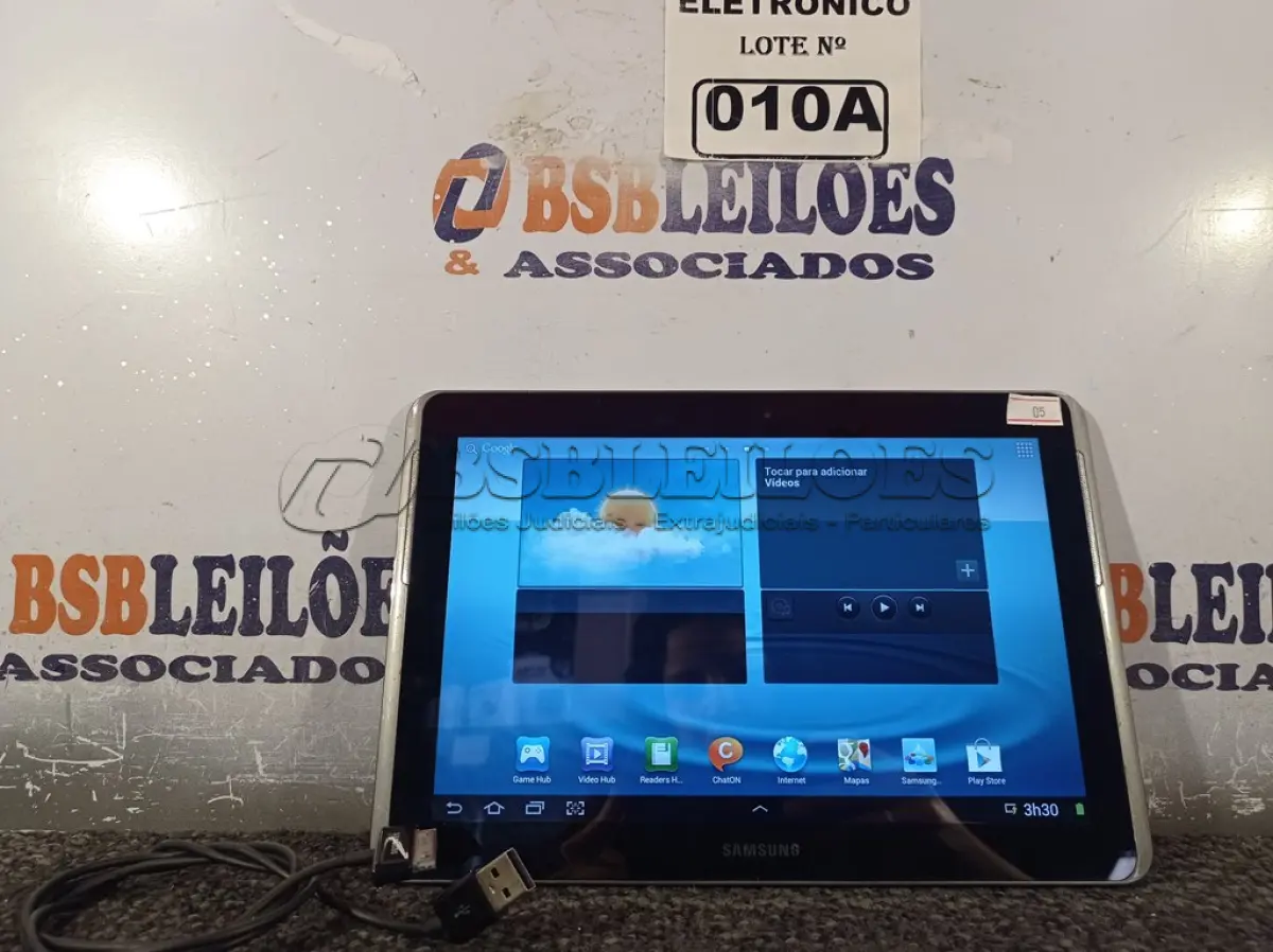 LOTE 010 - 01 TABLETE SAMSUNG TAB 2  16GB, WIFI, MODELO GT-P5110 (NO ESTADO, NÃO SABEMOS SE FUNCIONA. LEILÃO NÃO TEM GARANTIA E NEM DEVOLUÇÃO, SUJEITO A POSSÍVEIS AVARIAS VISÍVEIS/OCULTAS E/OU AUSÊNCIA DE COMPONENTES)