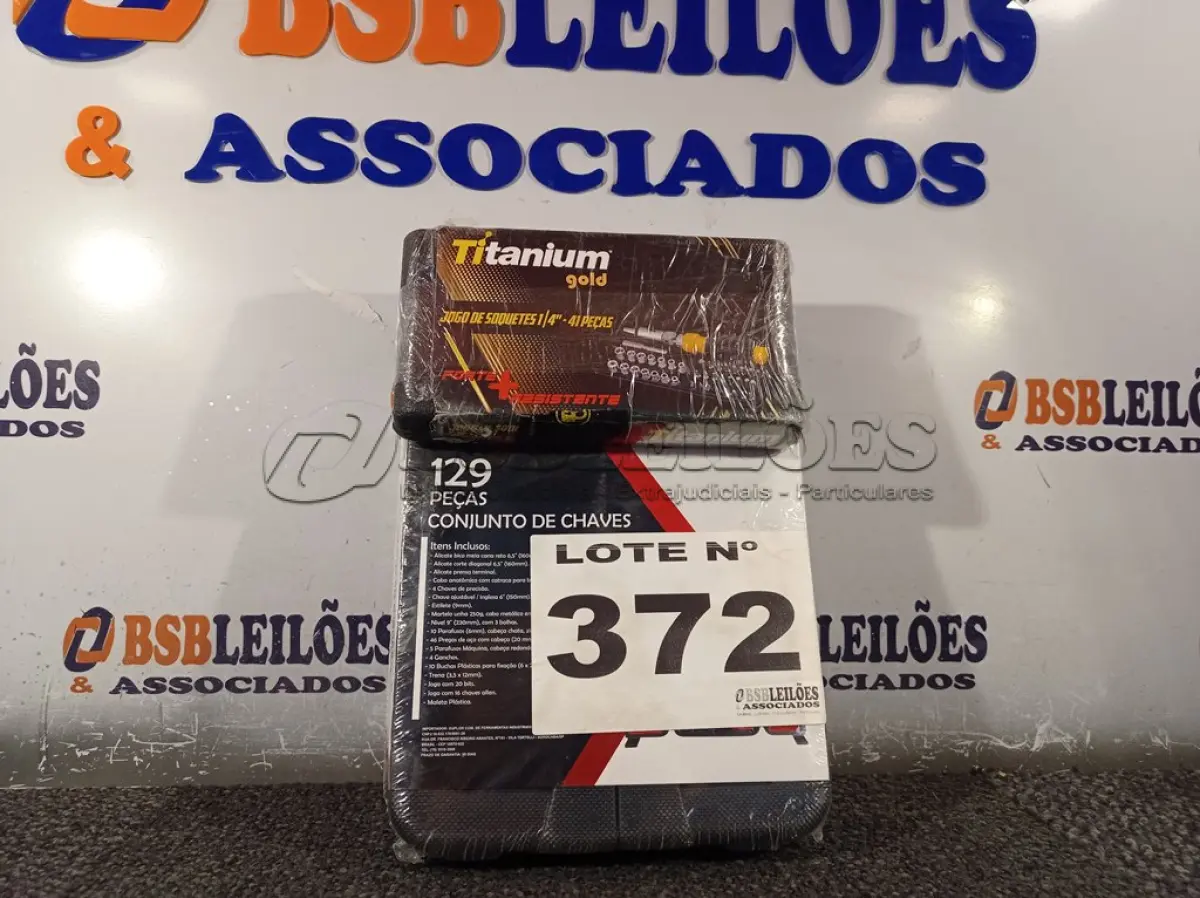 LOTE 372 - 02 – KITS DE FERRAMENTAS (NO ESTADO, NÃO SABEMOS SE FUNCIONA. LEILÃO NÃO TEM GARANTIA E NEM DEVOLUÇÃO, SUJEITO A POSSÍVEIS AVARIAS VISÍVEIS/OCULTAS E/OU AUSÊNCIA DE COMPONENTES)