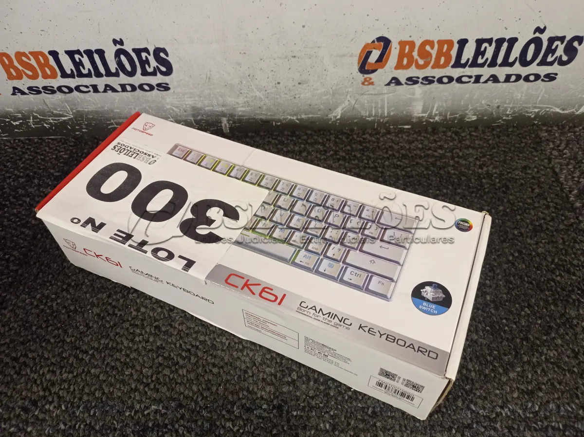LOTE 300 - 01 - TECLADO GAMER MOTOSPEED CK61 (NO ESTADO, NÃO SABEMOS SE FUNCIONA. LEILÃO NÃO TEM GARANTIA E NEM DEVOLUÇÃO, SUJEITO A POSSÍVEIS AVARIAS VISÍVEIS/OCULTAS E/OU AUSÊNCIA DE COMPONENTES)